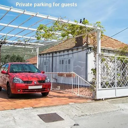 Daire Oasis With Terrace *